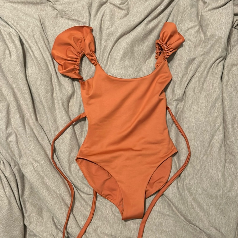 BNWT Londre one piece